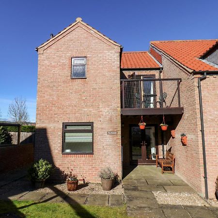 The Retreat Whitby Exterior foto